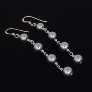 Simple ball earrings