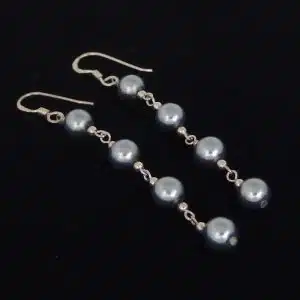 Simple ball earrings