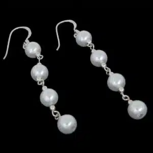 Simple ball earrings