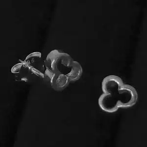 Minimalistic stud earrings silver