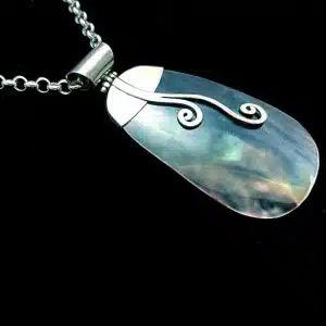 Large shell necklace NZ