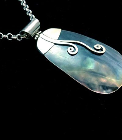 Large shell necklace NZ