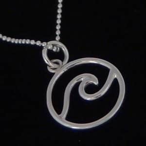 Surf wave necklace