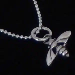 Silver bee bracelet charm