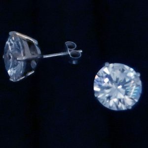 Round Cubic zirconia Studs