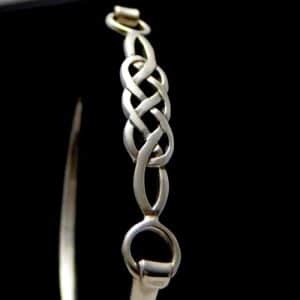 Silver-Celtic-knot-bracelet