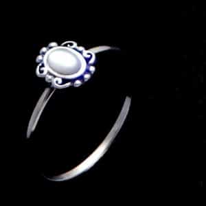 Mother pearl ring silver