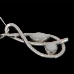Silver mother pearl necklace
