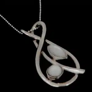 Silver mother pearl necklace