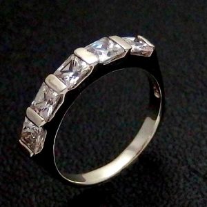 CZ rings NZ