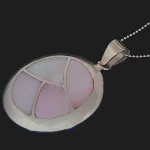 Shell-Pendant-Necklace-NZ