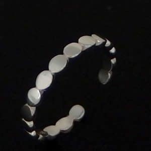 Cute silver toe ring