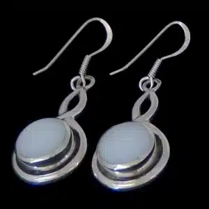 Mother pearl earring