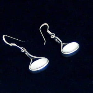 Shell dangle earrings