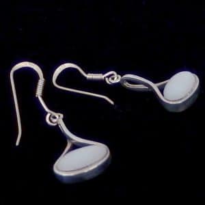 Shell dangle earrings