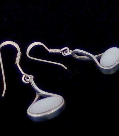Shell dangle earrings