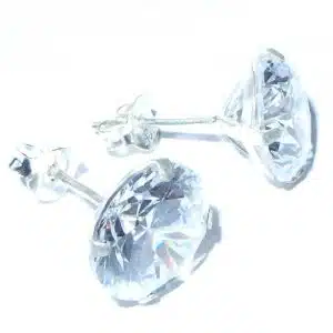 Cubic zirconia stud earring
