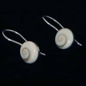 Silver Shiva cat eye earring