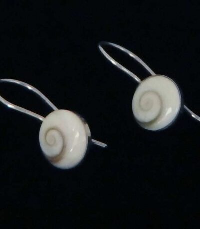 Silver Shiva cat eye earring