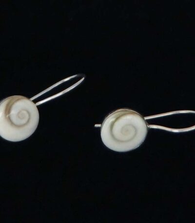Silver Shiva cat eye earring