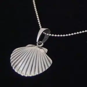 Sterling silver fan shell necklace