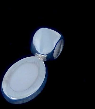 Small mother pearl necklace
