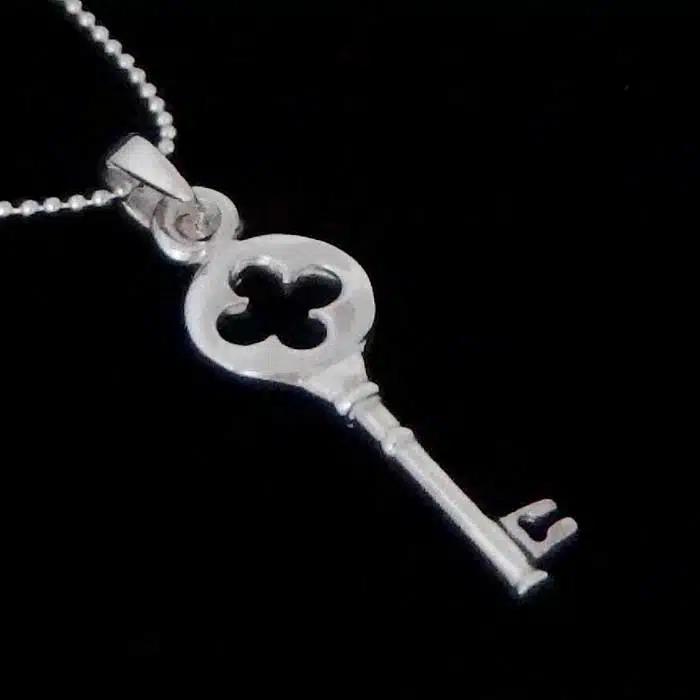Lucky Clover Key Pendant 21st key necklace