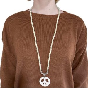 Long bead necklace for woman