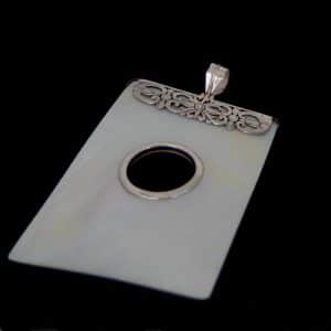 Vintage mother pearl necklace