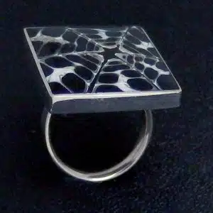 Chunky silver shell ring
