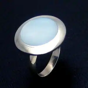 Sterling silver shell ring
