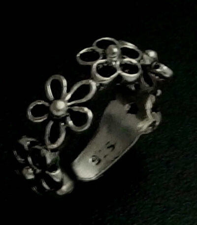 Sterling silver flower toe rings NZ