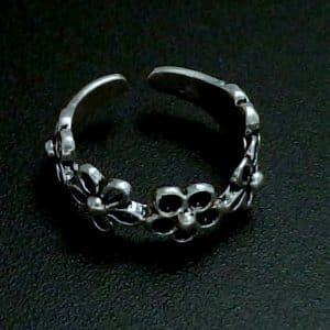 Sterling silver flower toe rings NZ