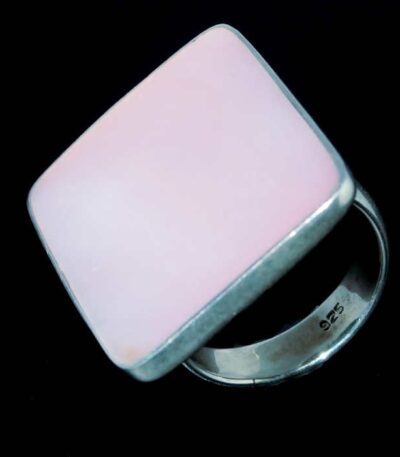 Chunky mother pearl Shell Ring