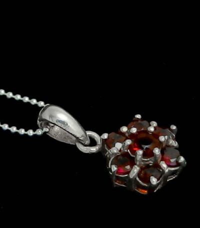 Cubic zirconia flower necklace