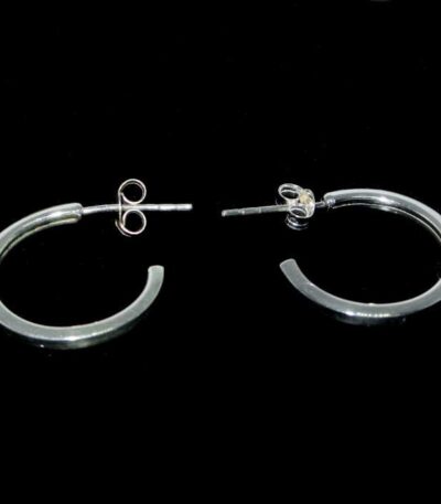 Plain 20mm silver hoop earrings