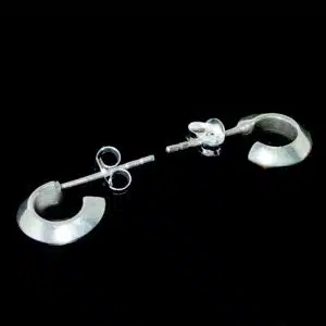 Small hoop huggie earrings