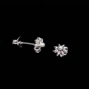Silver Wire flower studs