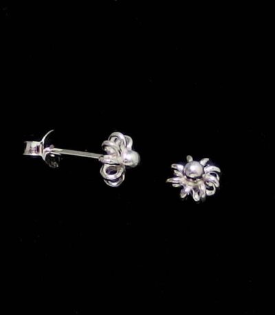 Silver Wire flower studs