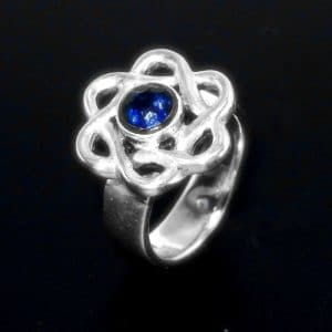 Chunky silver flower ring