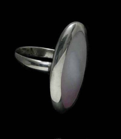 Ladies silver shell ring