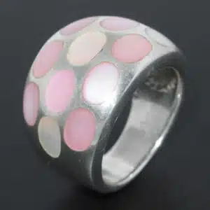 Solid ladies silver ring