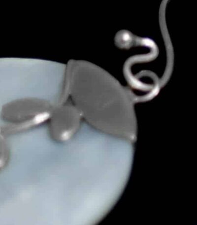 Round Disc Shell earrings