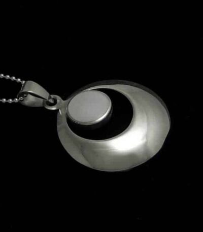 Commitment Love Circle necklace