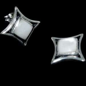 Large Mother pearl studs