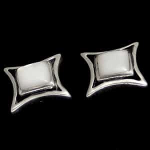 Large Mother pearl studs