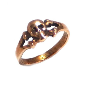 Skull and crossbone golden ring