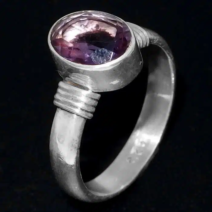 Amethyst Ladies Oval Ring Sterling silver amethyst ring