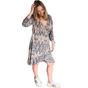 Cross over dress 3/4 sleeve knee length